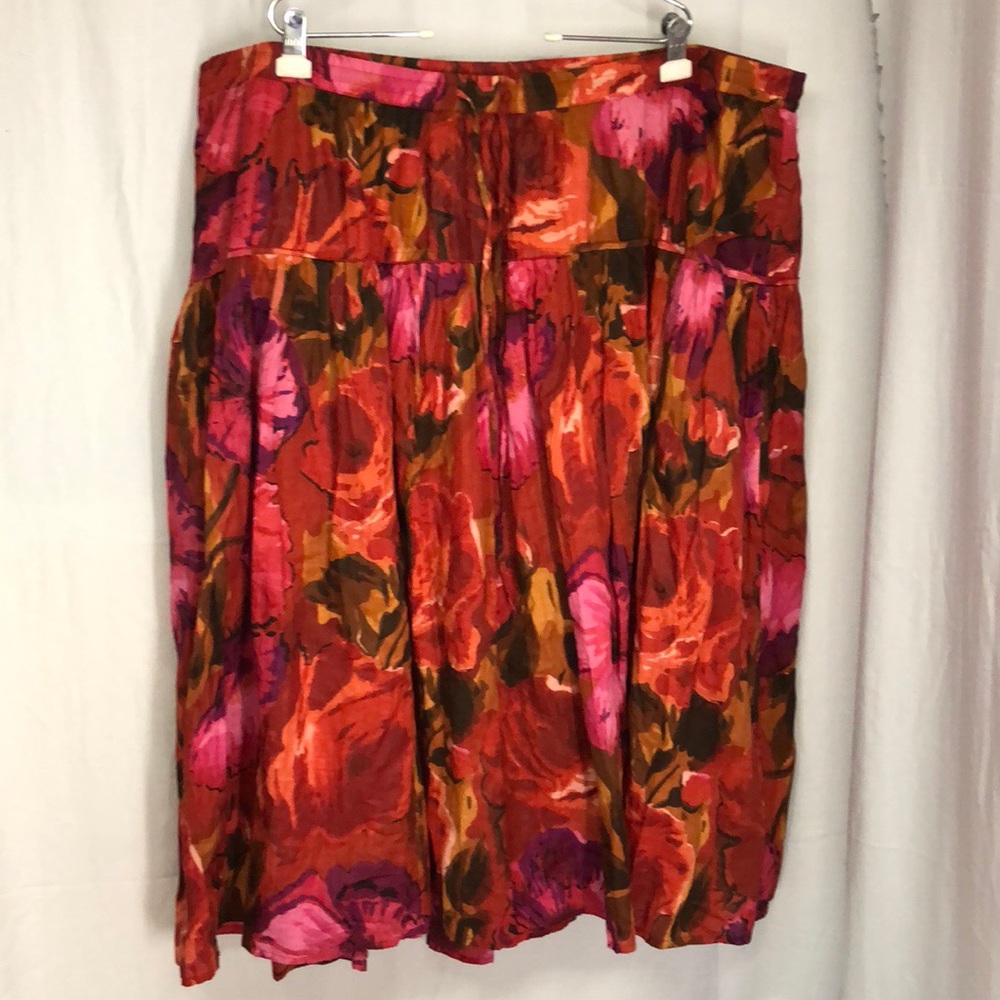 Liz and Me 4x Bold Crinkle Full Lined Skirt